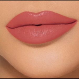 Kylie Jenner lipstick 💄